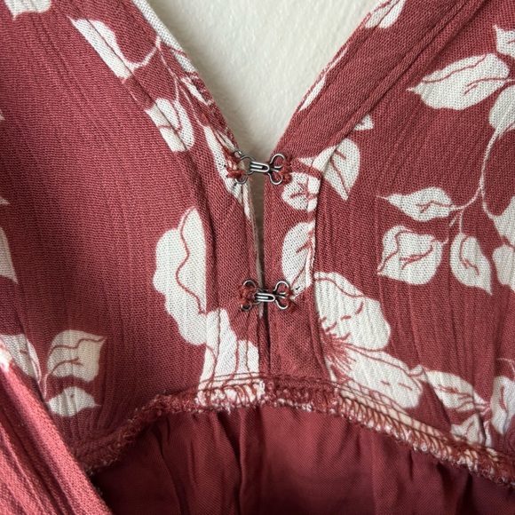 Abercrombie & Fitch Tie-Strap Red & White Floral Boho Dress Women’s Size XS - Picture 7 of 9